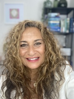 Simone Reitberger, Clinical Aromatherapist and founder of The Aromatherapist